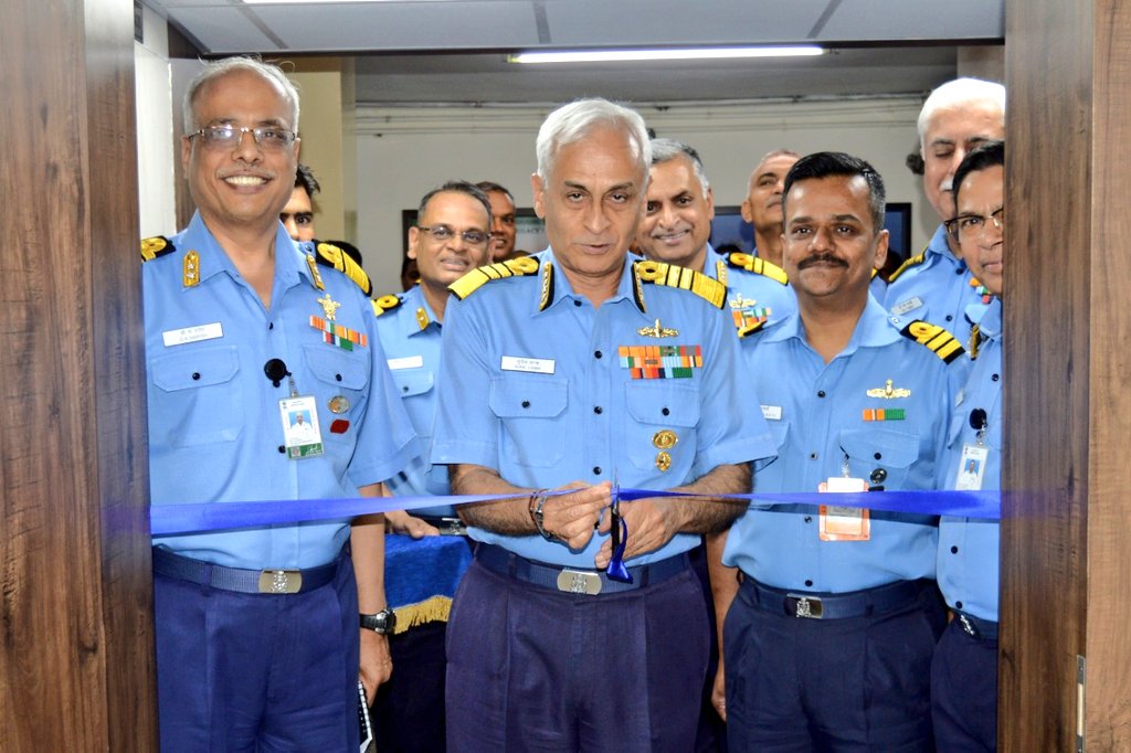 INS Vikrant, First Indigenous-Built AirCraft Carrier to Be Delivered to Indian Navy in 2021: Admiral Sunil Lanba