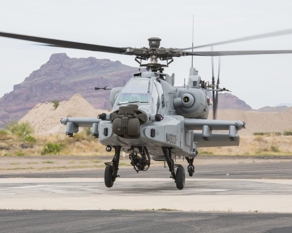 IAF Gets First Apache Helicopter During Ceremony Held at Boeing’s Production Facility in United States’ Arizona; Watch Video
