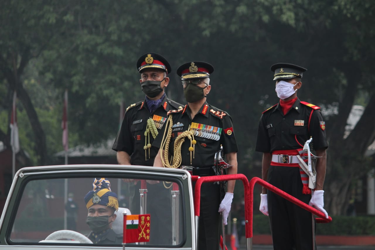 General MM Naravane, PVSM, AVSM, SM, VSM, ADC, Chief Of Army Staff, review the parade..